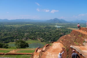 bra-vader-resa-sri-lanka